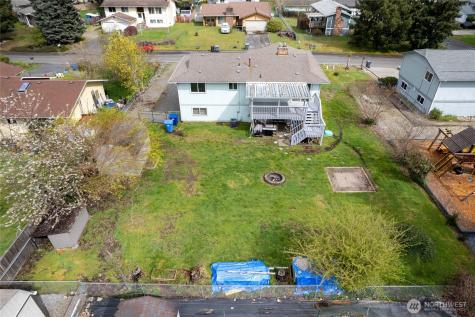2904 E 147th Street Tacoma WA 98455