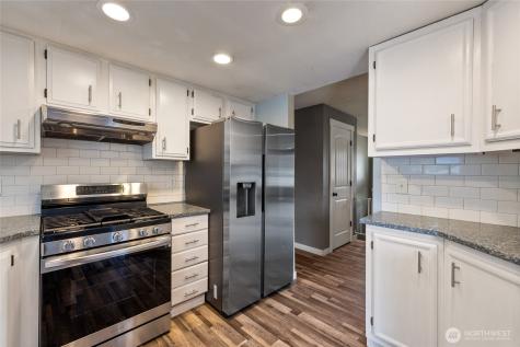 2904 E 147th Street Tacoma WA 98455