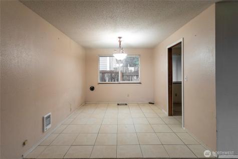 1620 E Columbia Avenue Tacoma WA 98404