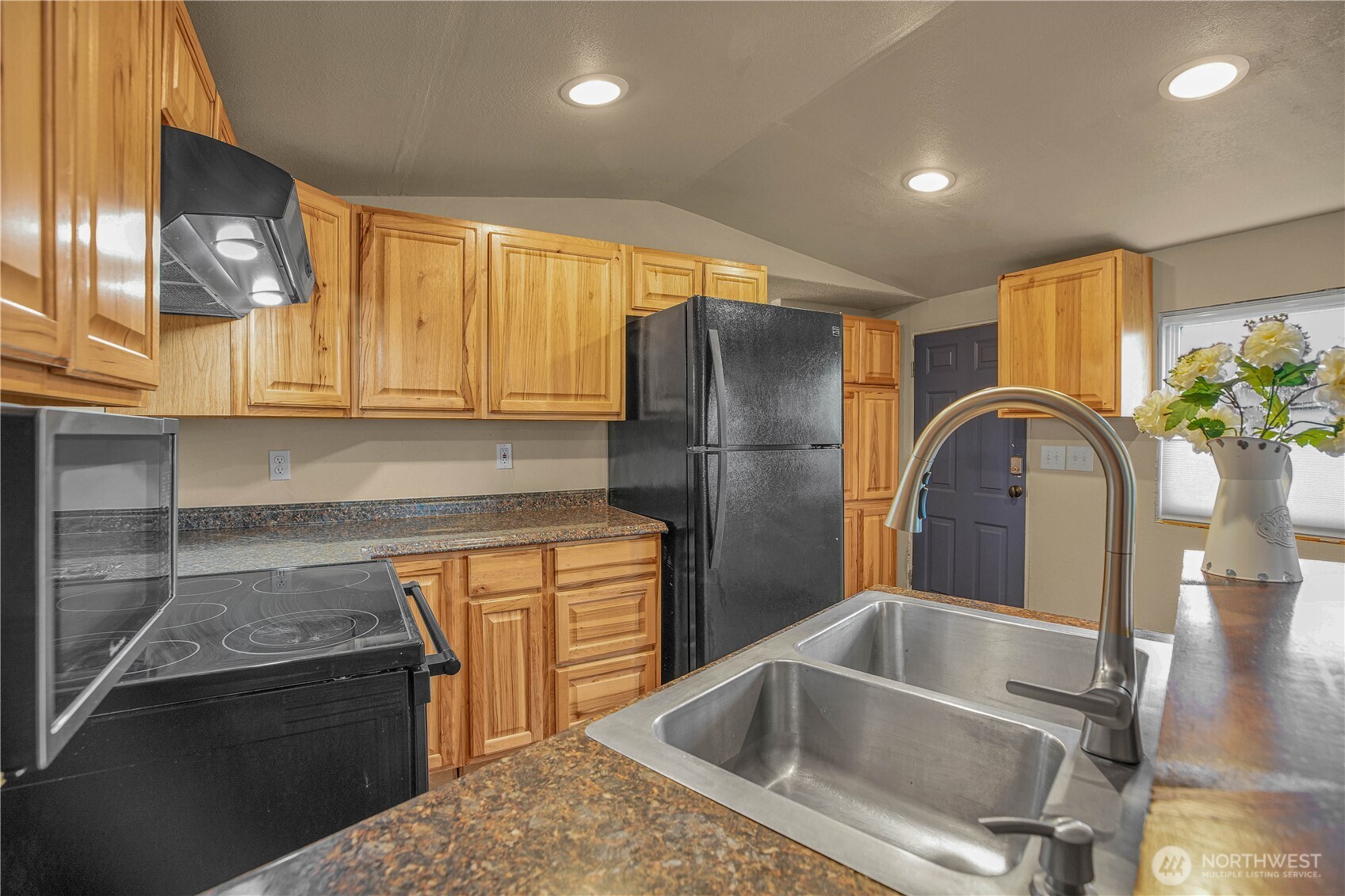1220 NE Knowles Drive Vancouver WA 98685