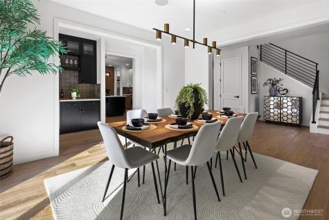 912 18th Avenue W Kirkland WA 98033