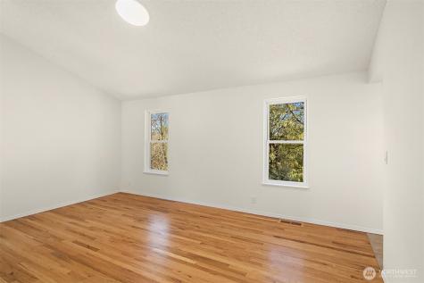 14236 95th Avenue NE Kirkland WA 98034