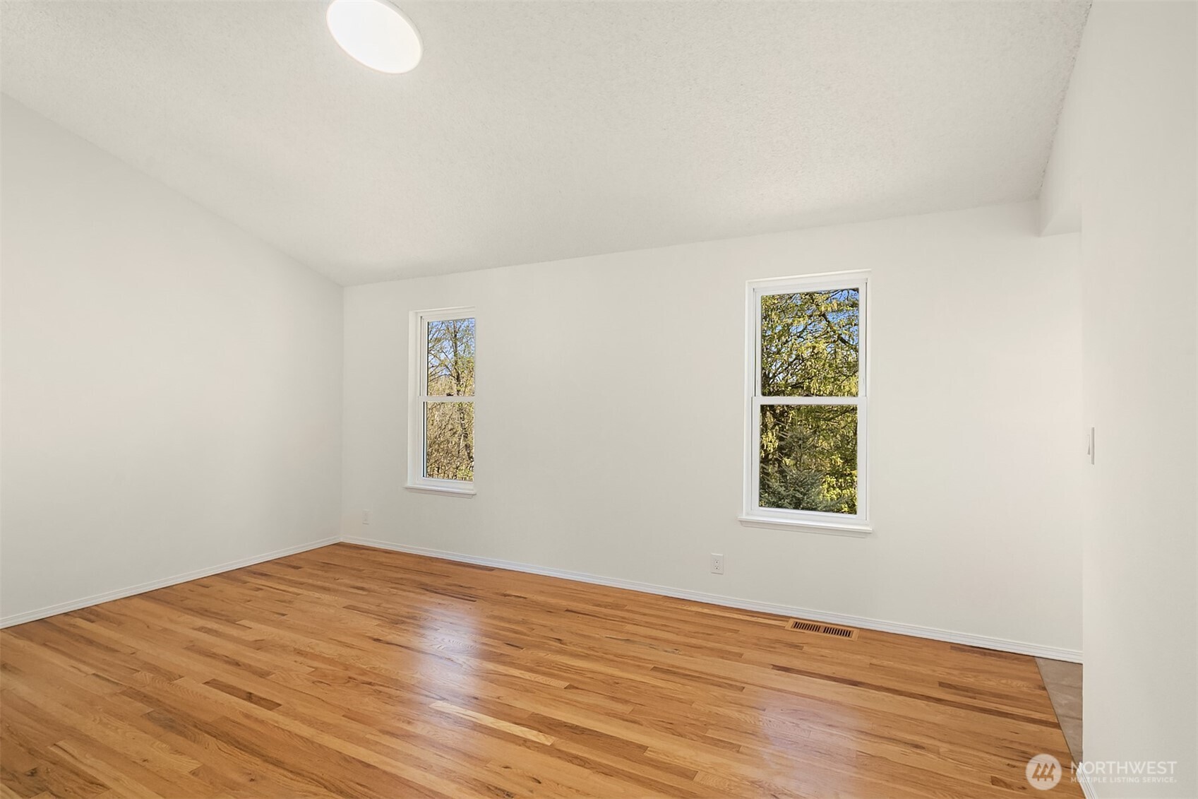 14236 95th Avenue NE Kirkland WA 98034