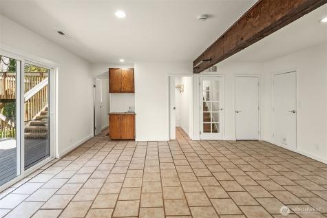 14236 95th Avenue NE Kirkland WA 98034