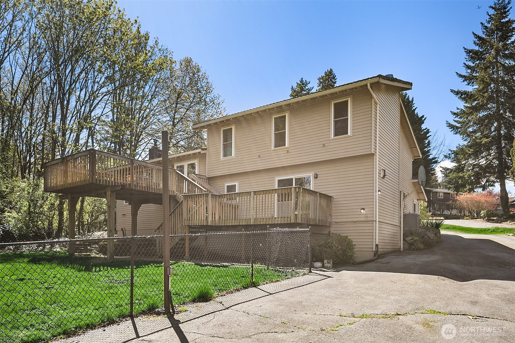 14236 95th Avenue NE Kirkland WA 98034