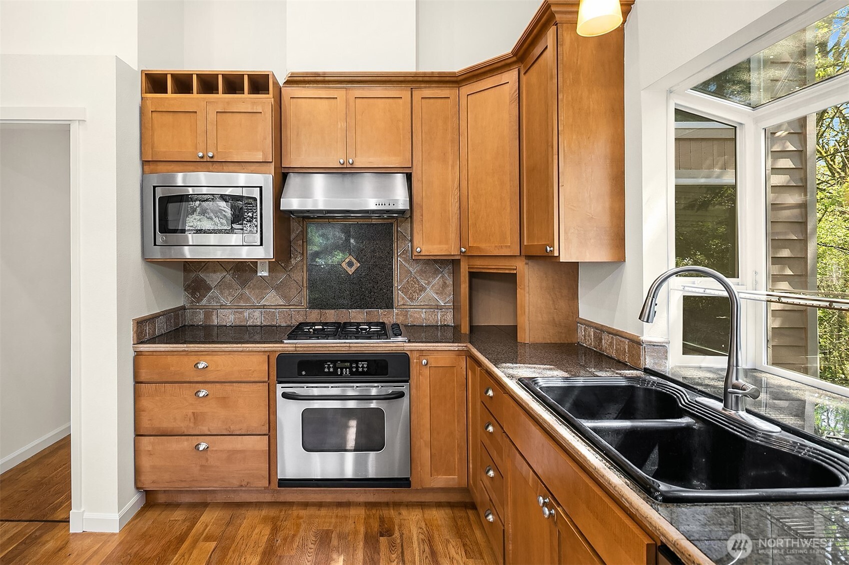 14236 95th Avenue NE Kirkland WA 98034