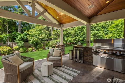 20450 NE 71st Street Redmond WA 98053