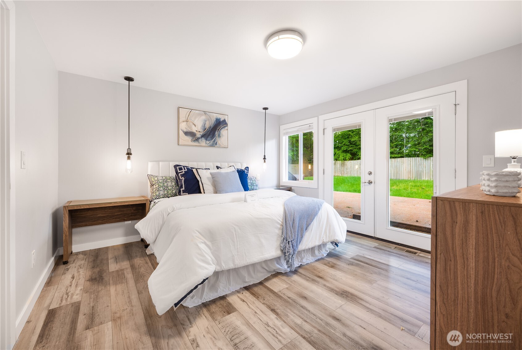 2412 160th Avenue NE Bellevue WA 98008