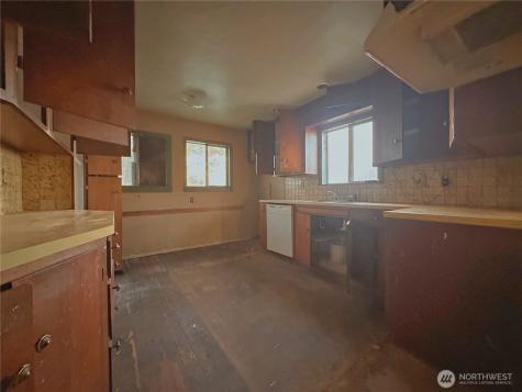 111 Young Street Grand Coulee WA 99133