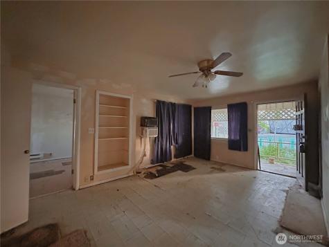 111 Young Street Grand Coulee WA 99133