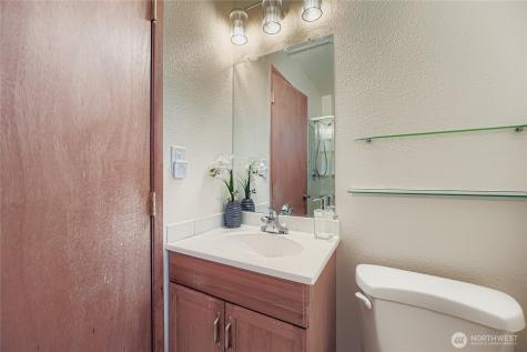 8435 46th Avenue S Seattle WA 98118