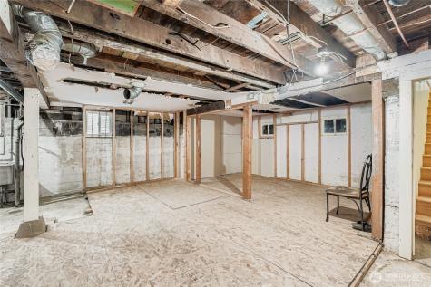 8435 46th Avenue S Seattle WA 98118
