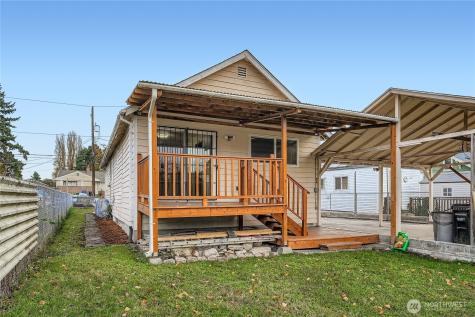 8435 46th Avenue S Seattle WA 98118