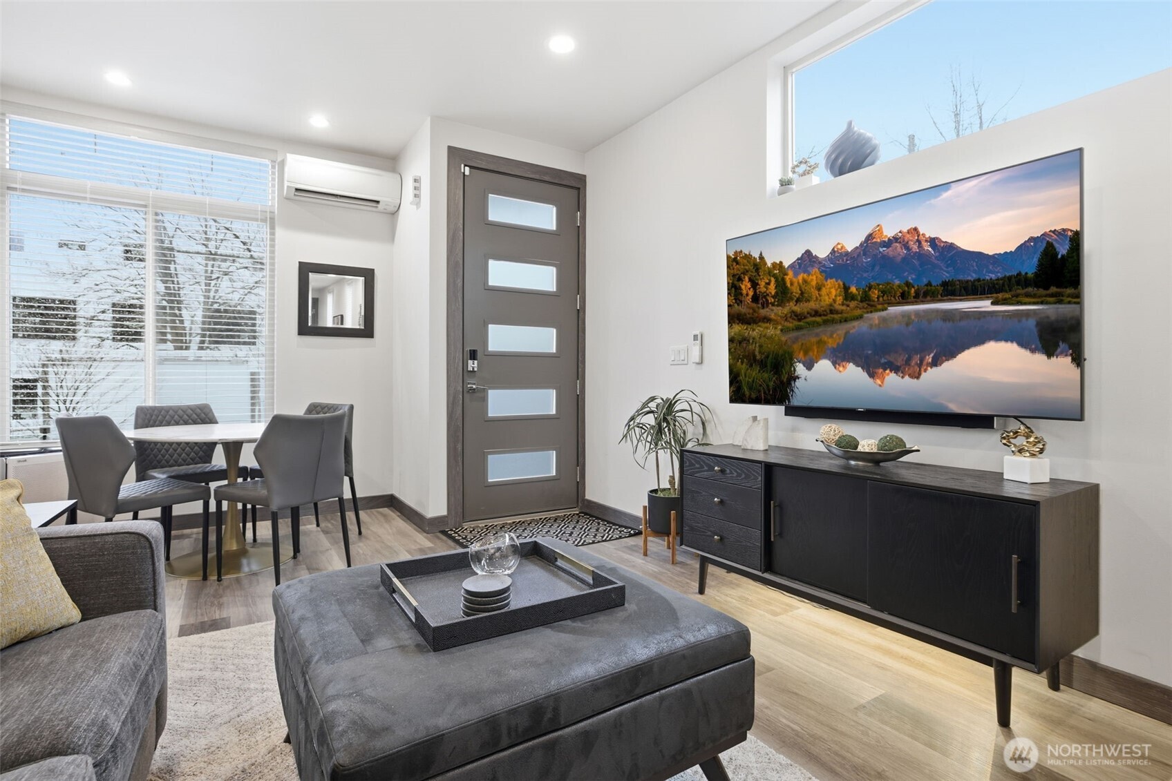 5620 California Avenue SW Seattle WA 98136
