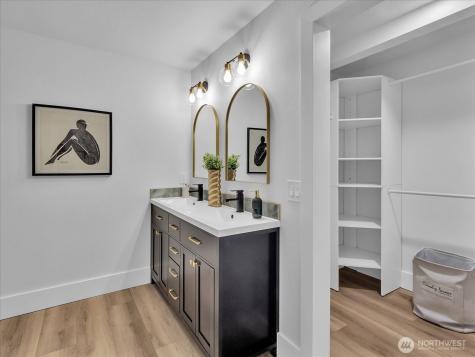 13046 15th Avenue NE Seattle WA 98125