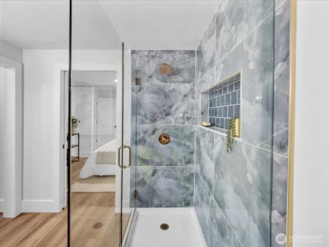 13046 15th Avenue NE Seattle WA 98125