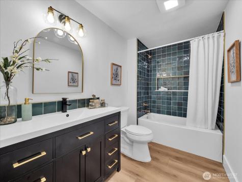 13046 15th Avenue NE Seattle WA 98125
