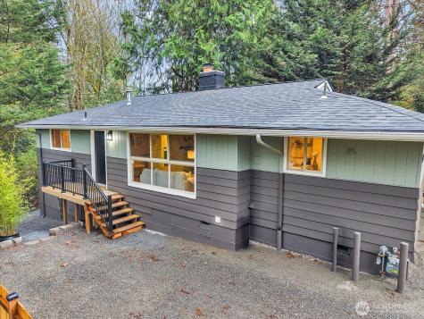 13046 15th Avenue NE Seattle WA 98125