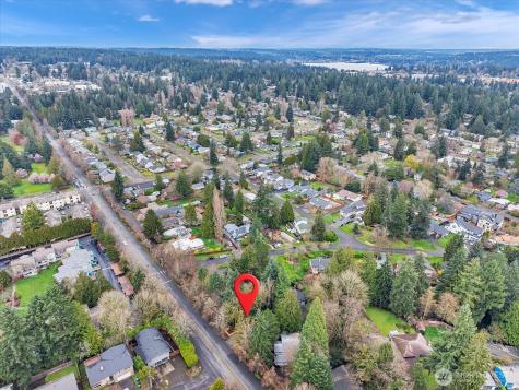 13046 15th Avenue NE Seattle WA 98125