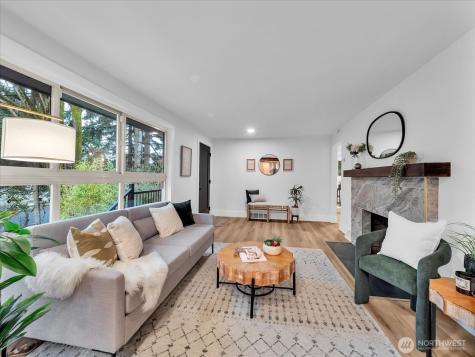 13046 15th Avenue NE Seattle WA 98125