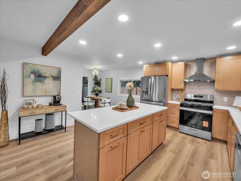 13046 15th Avenue NE Seattle WA 98125