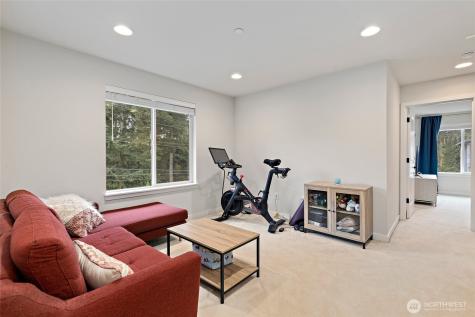 13420 Manor Way Lynnwood WA 98087