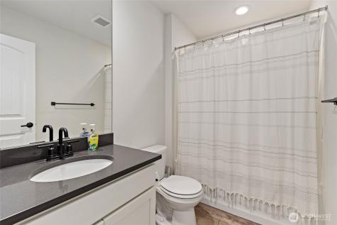 13420 Manor Way Lynnwood WA 98087