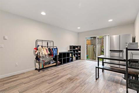 13420 Manor Way Lynnwood WA 98087