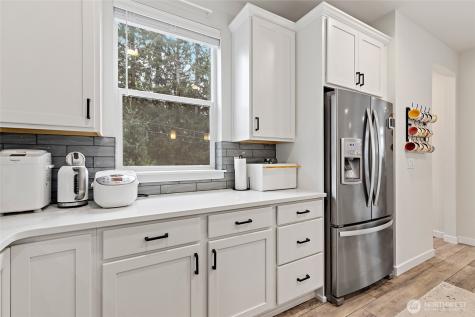 13420 Manor Way Lynnwood WA 98087