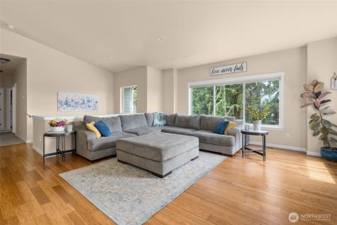 16411 Country Club Drive Burlington WA 98233