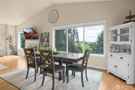 16411 Country Club Drive Burlington WA 98233
