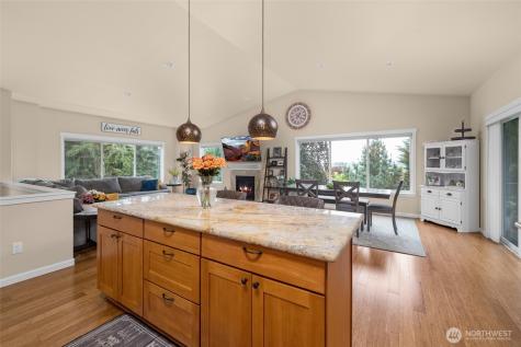 16411 Country Club Drive Burlington WA 98233