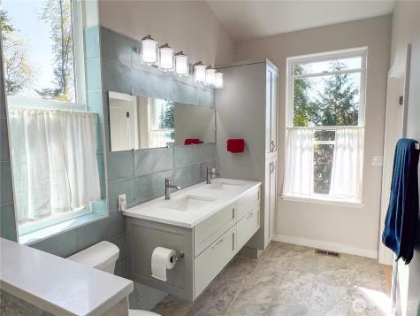 3232 Cape George Road Port Townsend WA 98368