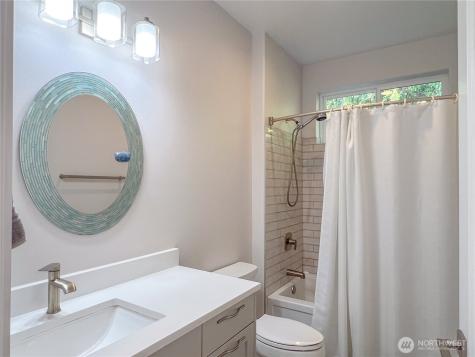 3232 Cape George Road Port Townsend WA 98368