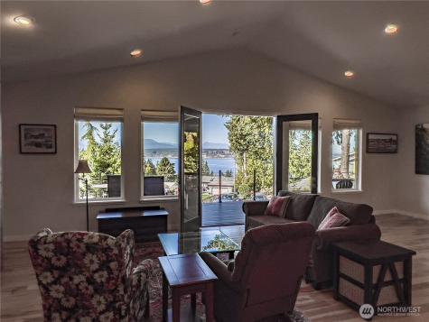 3232 Cape George Road Port Townsend WA 98368