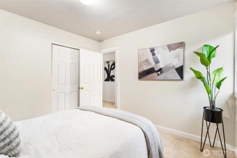 10825 158th Court NE Redmond WA 98052