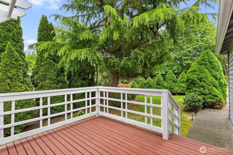10825 158th Court NE Redmond WA 98052