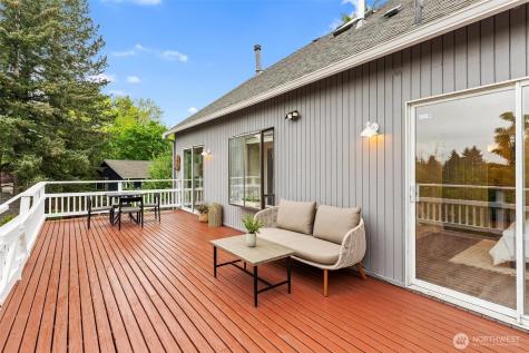 10825 158th Court NE Redmond WA 98052