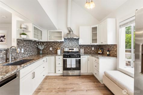 10825 158th Court NE Redmond WA 98052