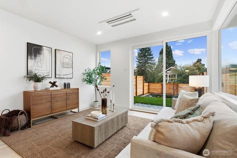 3808 42nd Avenue SW Seattle WA 98116