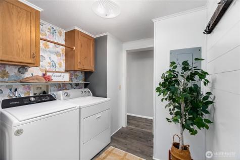 2019 SE Richmond Lane Port Orchard WA 98367