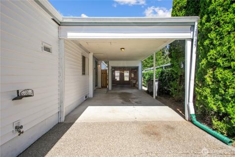2019 SE Richmond Lane Port Orchard WA 98367