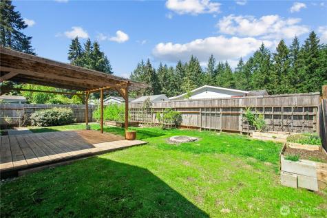 2019 SE Richmond Lane Port Orchard WA 98367