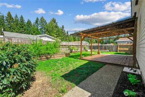 2019 SE Richmond Lane Port Orchard WA 98367
