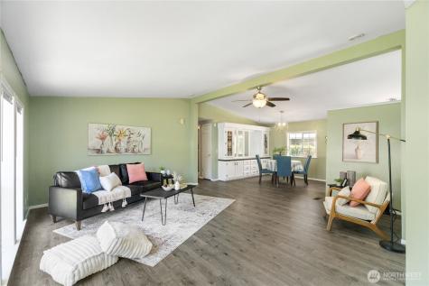 2019 SE Richmond Lane Port Orchard WA 98367