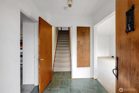3002 NW 70th Street Seattle WA 98117