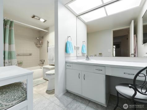 7713 Zircon Drive SW Lakewood WA 98498