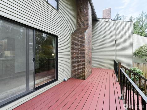 7713 Zircon Drive SW Lakewood WA 98498