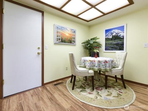 7713 Zircon Drive SW Lakewood WA 98498