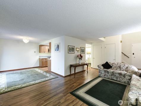 7713 Zircon Drive SW Lakewood WA 98498